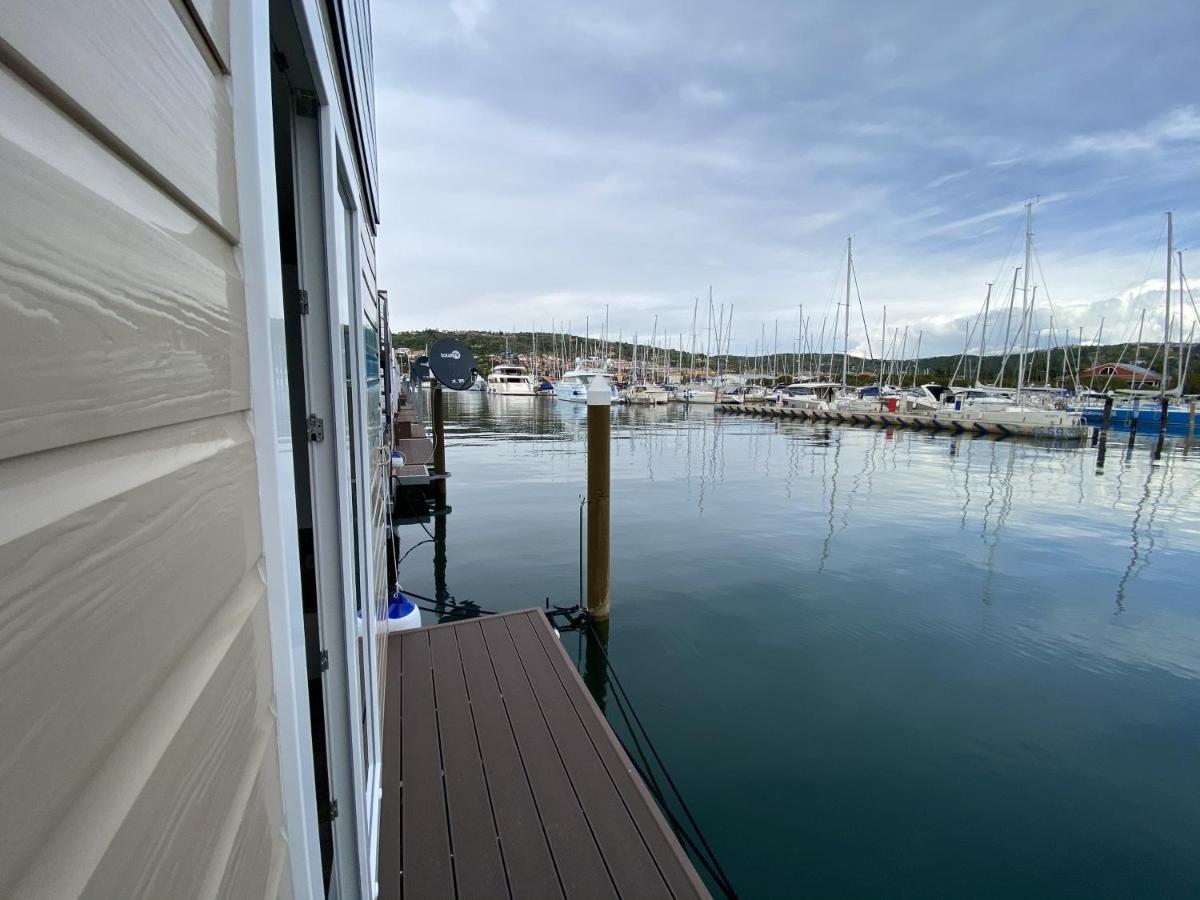 Floating House Mm, Marina Portoroz 빌라 외부 사진